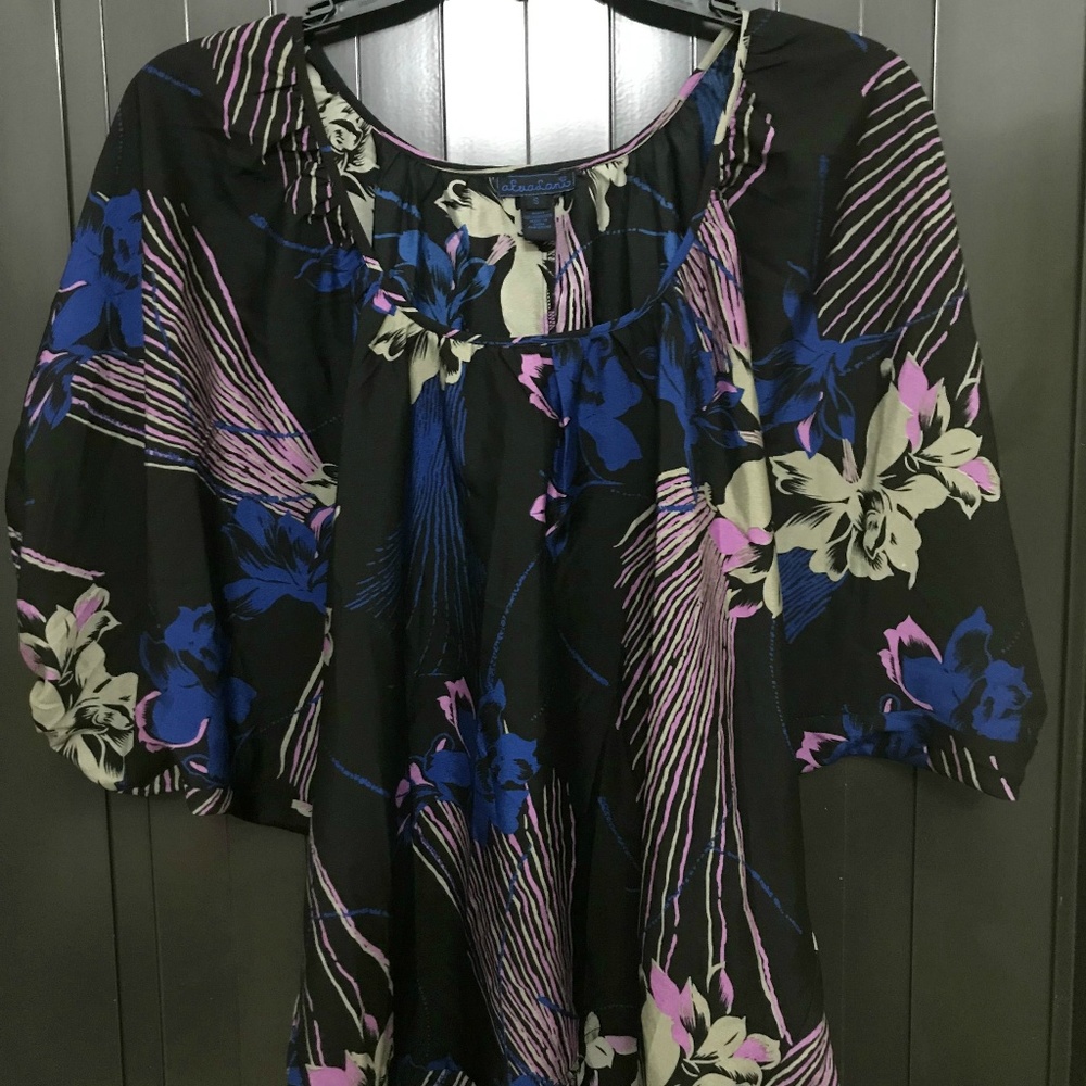 Akualani Black Floral Print Top Size S
